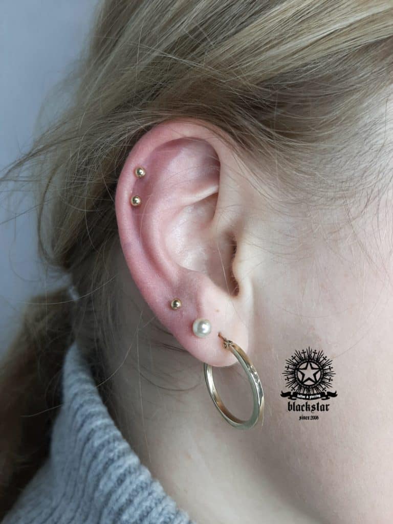 Podwojny Helix Piercing Wawa
